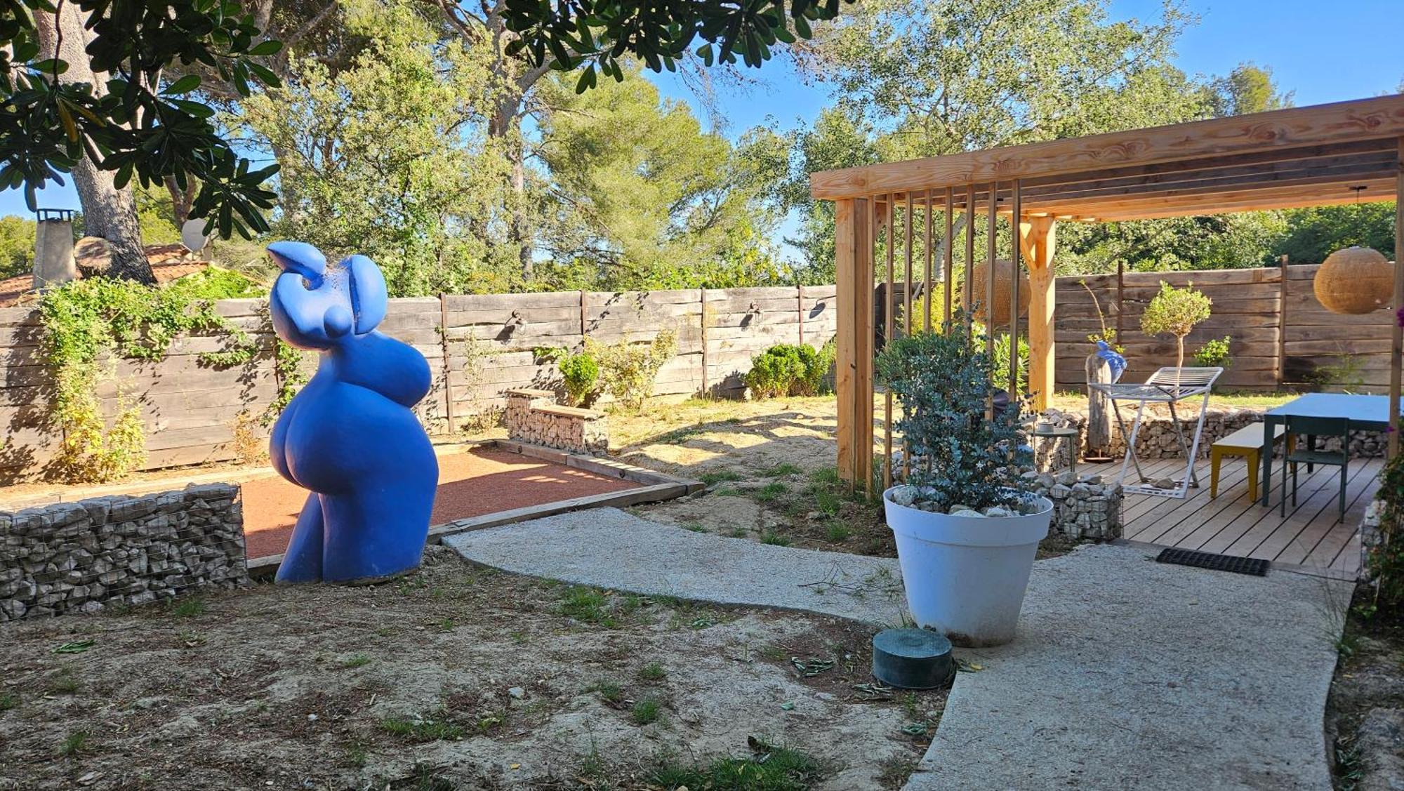La Maison Bleue Saint-Mitre-les-Remparts エクステリア 写真